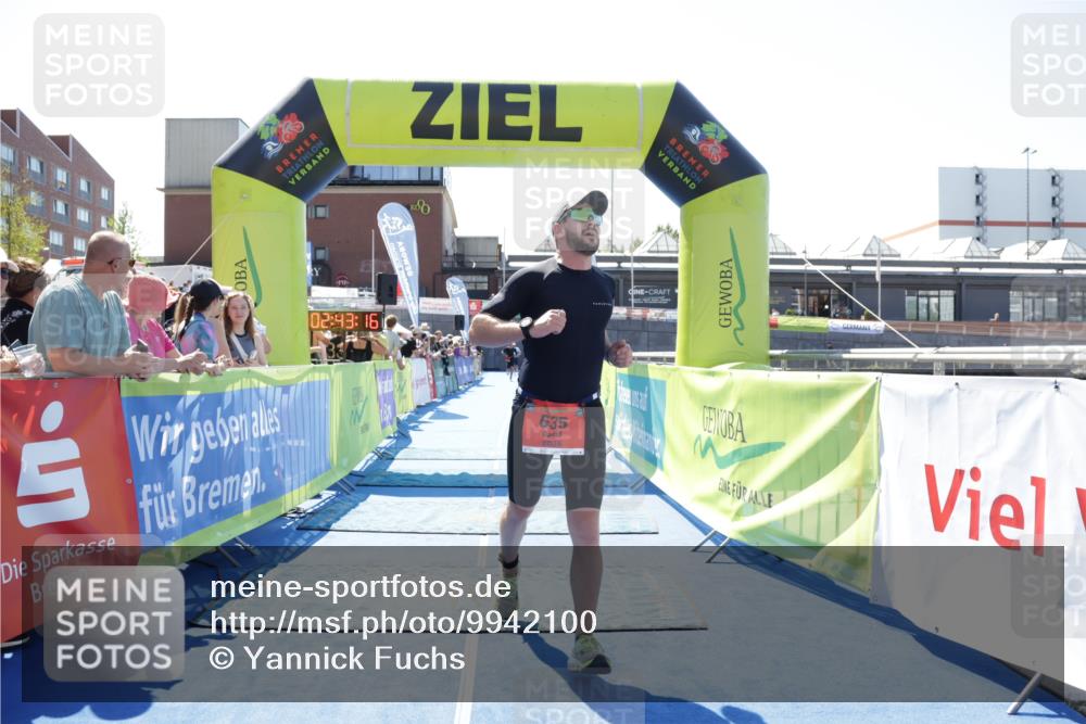 09.08.2026 - GEWOBA Citytriathlon Bremen Yannick Fuchs http://msf.ph/oto/9942100 09.08.2026 14:09:39 Ziel 594, 635 meine-sportfotos.de
