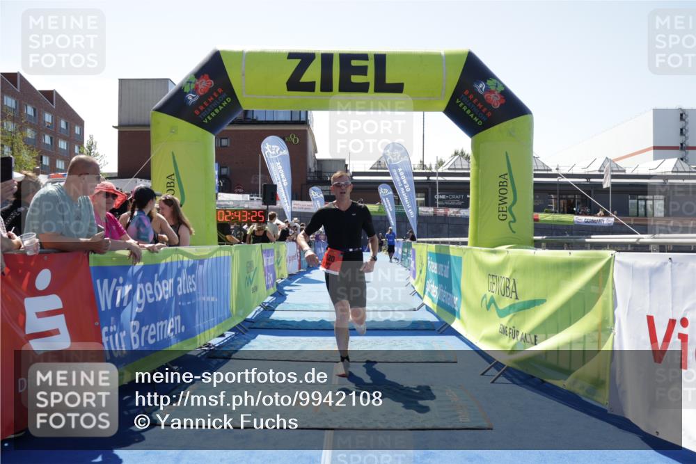 09.08.2026 - GEWOBA Citytriathlon Bremen Yannick Fuchs http://msf.ph/oto/9942108 09.08.2026 14:09:47 Ziel 791, 820 meine-sportfotos.de