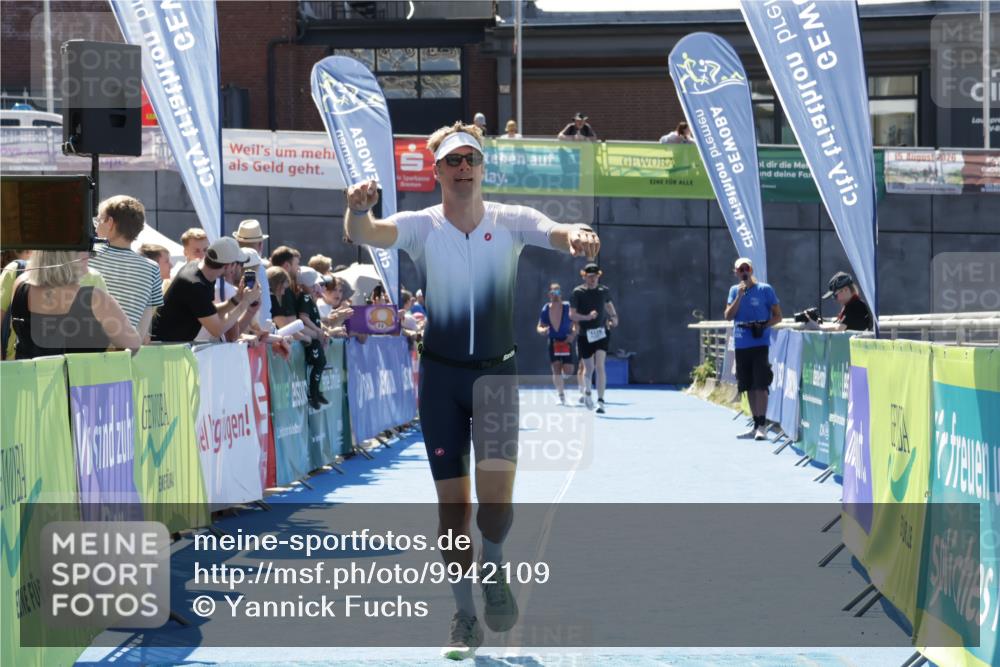 09.08.2026 - GEWOBA Citytriathlon Bremen Yannick Fuchs http://msf.ph/oto/9942109 09.08.2026 14:09:49 Ziel 791, 820 meine-sportfotos.de