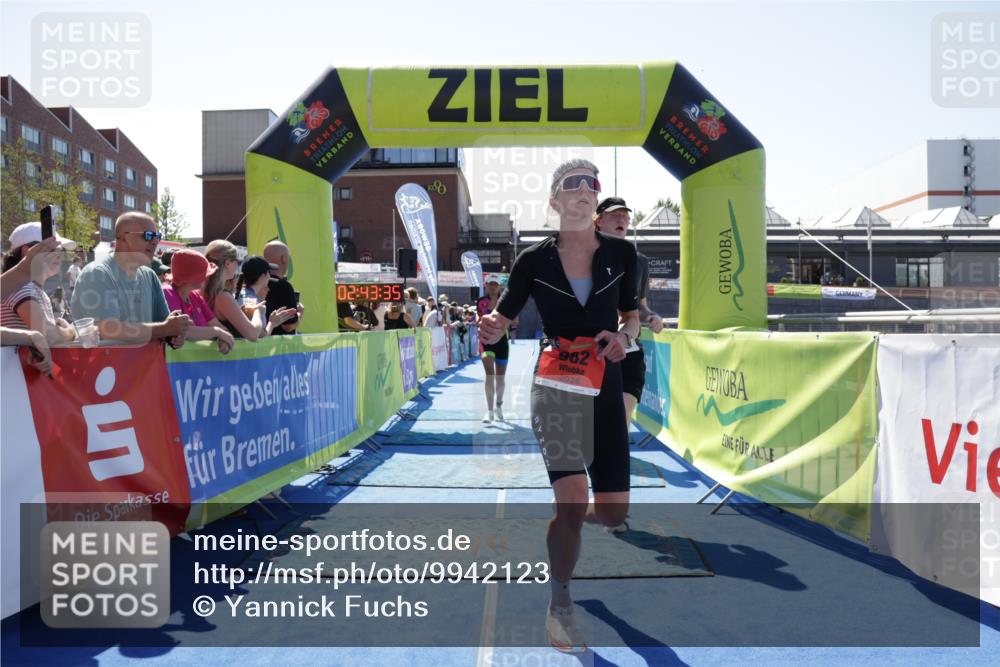 09.08.2026 - GEWOBA Citytriathlon Bremen Yannick Fuchs http://msf.ph/oto/9942123 09.08.2026 14:09:58 Ziel 747, 898, 982, 1129 meine-sportfotos.de