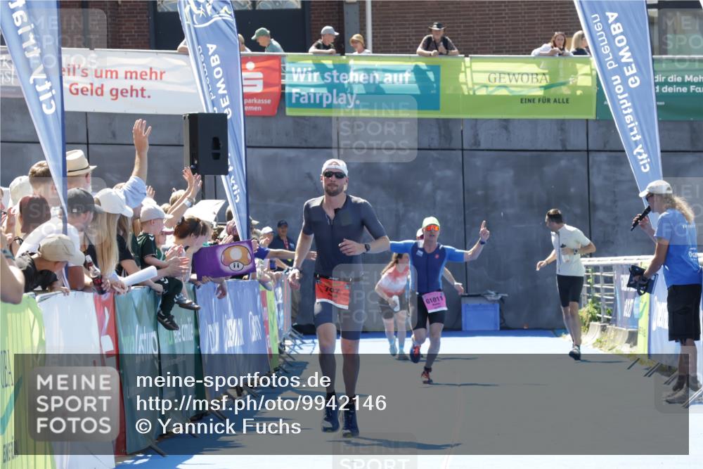 09.08.2026 - GEWOBA Citytriathlon Bremen Yannick Fuchs http://msf.ph/oto/9942146 09.08.2026 14:10:34 Ziel 707 meine-sportfotos.de