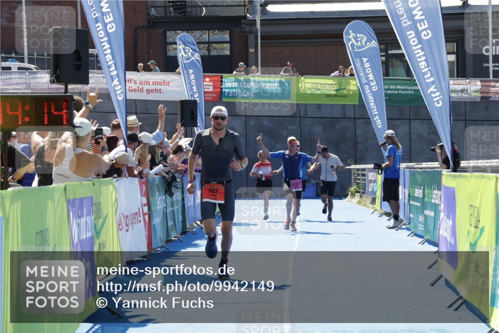 09.08.2026 - GEWOBA Citytriathlon Bremen Yannick Fuchs http://msf.ph/oto/9942149 09.08.2026 14:10:37 Ziel 707, 1147 meine-sportfotos.de