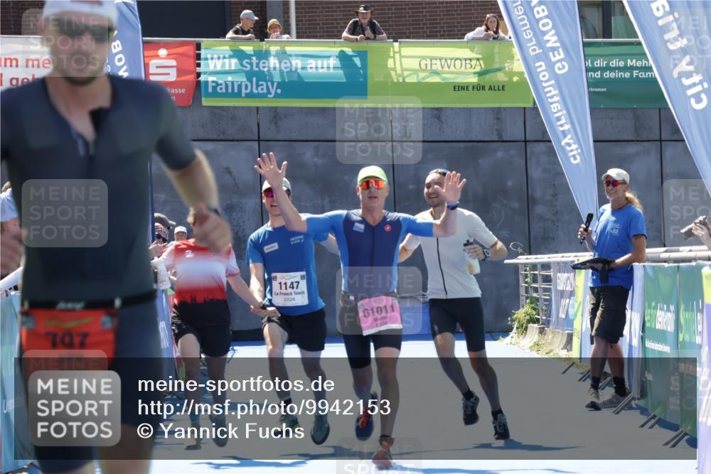 09.08.2026 - GEWOBA Citytriathlon Bremen Yannick Fuchs http://msf.ph/oto/9942153 09.08.2026 14:10:39 Ziel 707, 1011, 1011, 1147 meine-sportfotos.de
