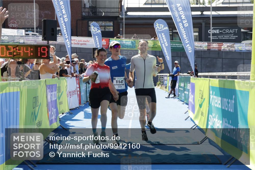 09.08.2026 - GEWOBA Citytriathlon Bremen Yannick Fuchs http://msf.ph/oto/9942160 09.08.2026 14:10:41 Ziel 707, 1011, 1011, 1147 meine-sportfotos.de