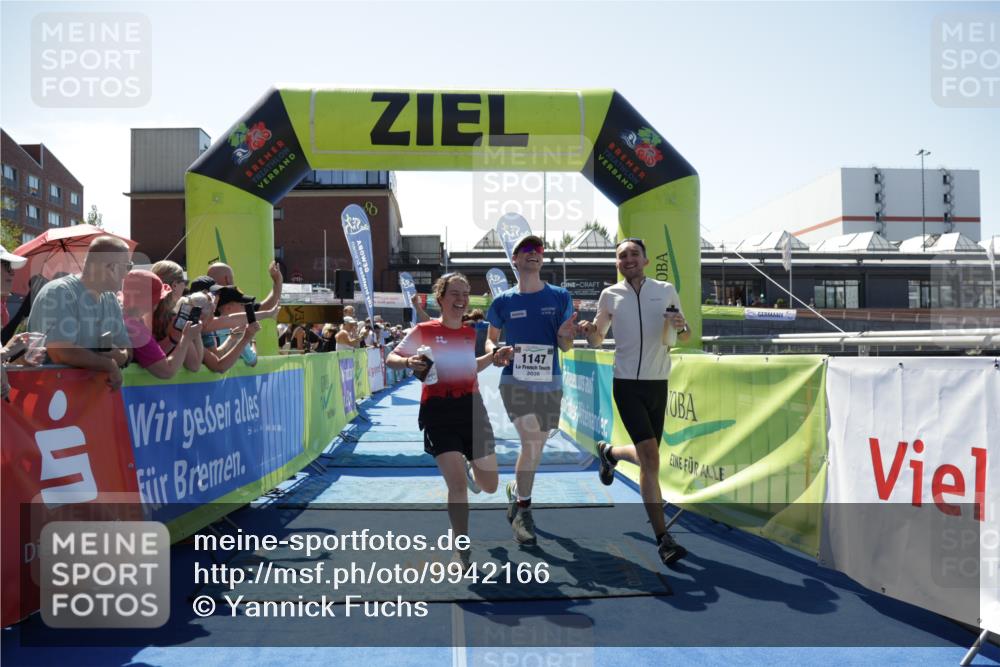 09.08.2026 - GEWOBA Citytriathlon Bremen Yannick Fuchs http://msf.ph/oto/9942166 09.08.2026 14:10:43 Ziel 707, 1011, 1011, 1147 meine-sportfotos.de