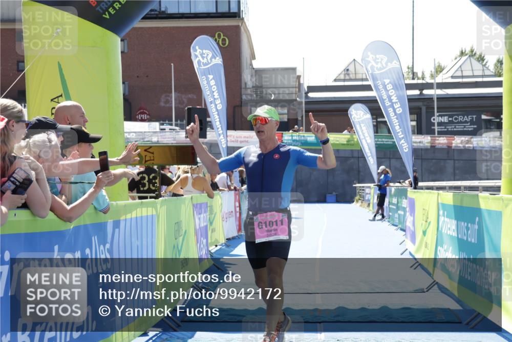 09.08.2026 - GEWOBA Citytriathlon Bremen Yannick Fuchs http://msf.ph/oto/9942172 09.08.2026 14:10:45 Ziel 1011, 1011, 1147 meine-sportfotos.de