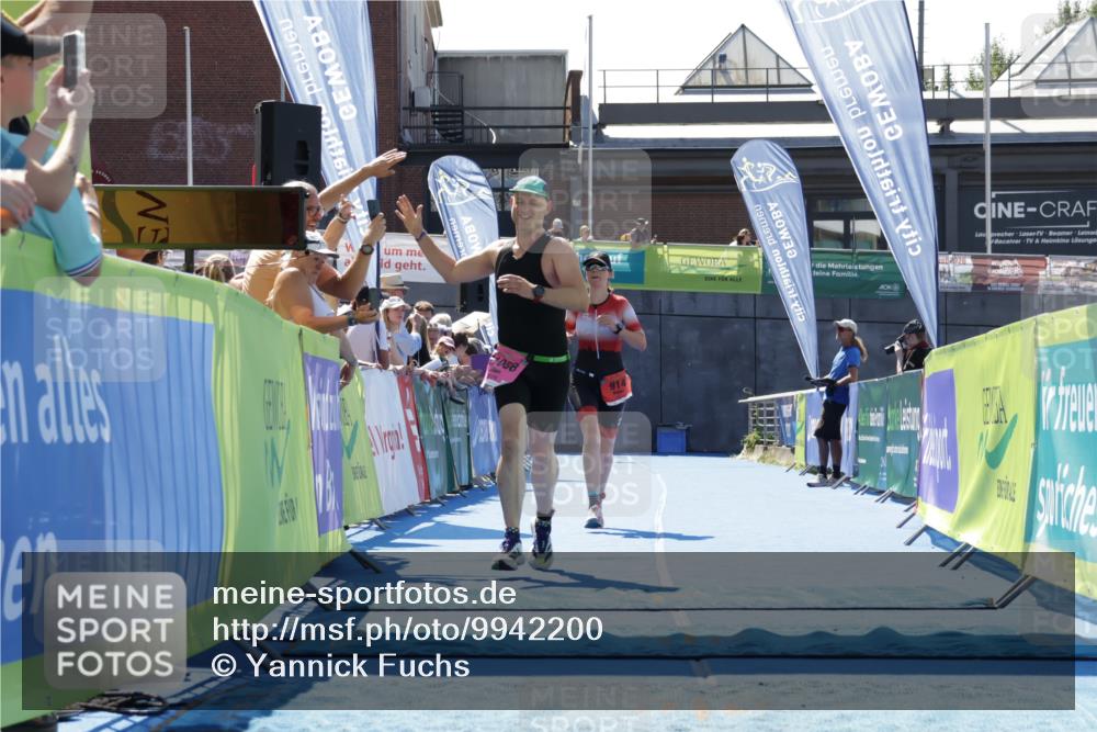09.08.2026 - GEWOBA Citytriathlon Bremen Yannick Fuchs http://msf.ph/oto/9942200 09.08.2026 14:11:35 Ziel 914, 1008, 1008 meine-sportfotos.de