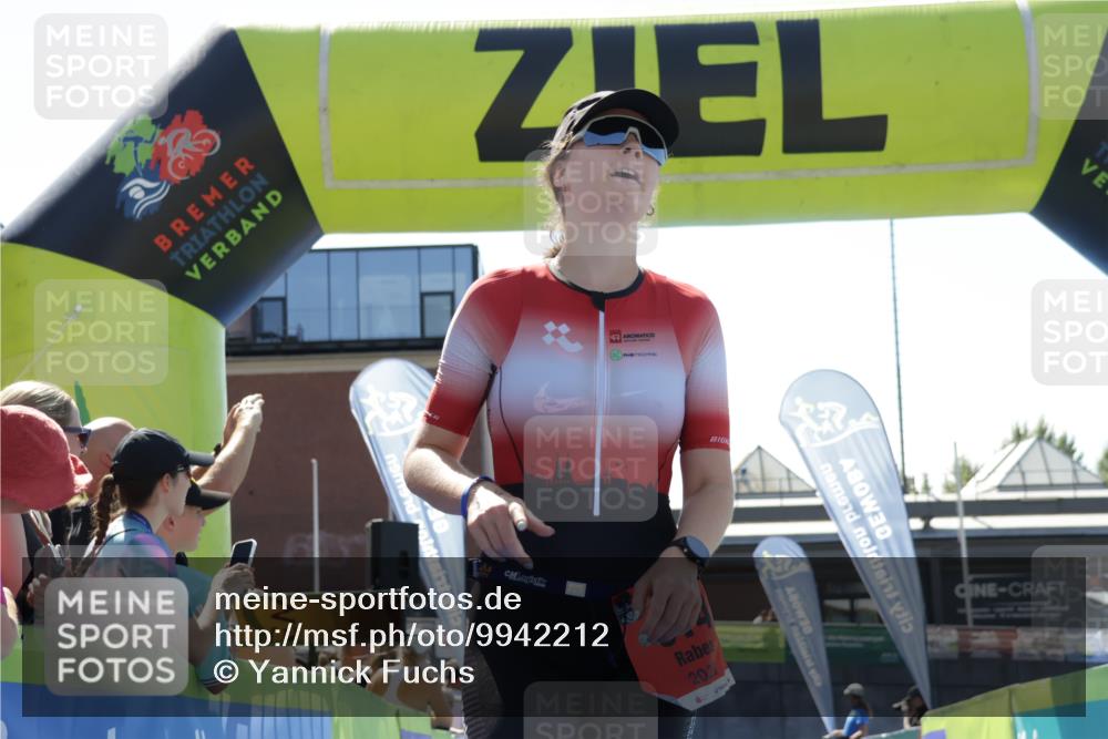 09.08.2026 - GEWOBA Citytriathlon Bremen Yannick Fuchs http://msf.ph/oto/9942212 09.08.2026 14:11:39 Ziel 914, 1008, 1008 meine-sportfotos.de