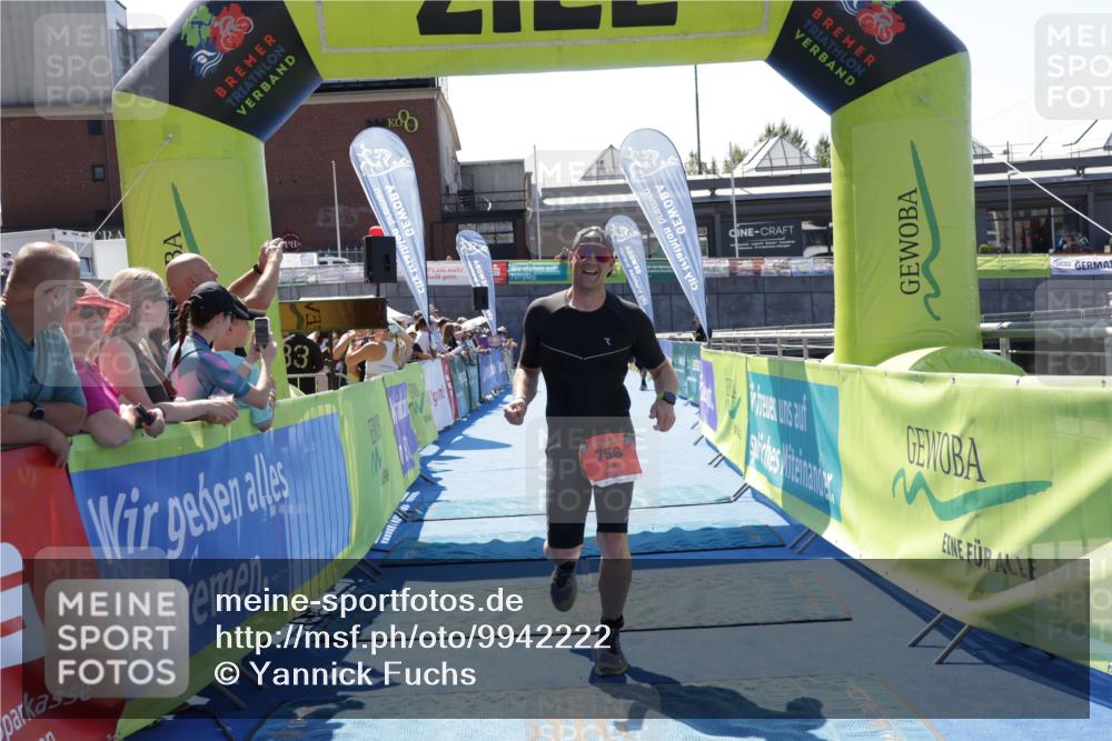 09.08.2026 - GEWOBA Citytriathlon Bremen Yannick Fuchs http://msf.ph/oto/9942222 09.08.2026 14:11:47 Ziel 756 meine-sportfotos.de