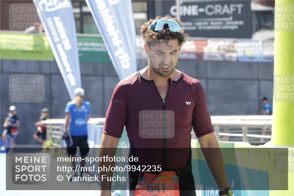 09.08.2026 - GEWOBA Citytriathlon Bremen Yannick Fuchs http://msf.ph/oto/9942235 09.08.2026 14:12:18 Ziel 545, 641 meine-sportfotos.de