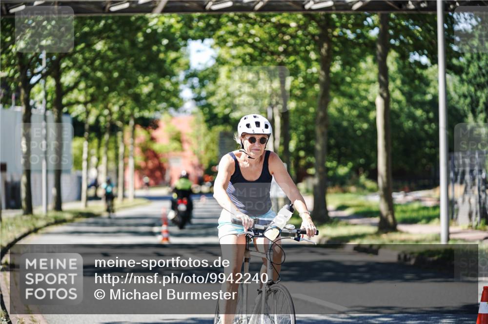 09.08.2026 - GEWOBA Citytriathlon Bremen Michael Burmester http://msf.ph/oto/9942240 09.08.2026 14:25:27 Radfahren 181, 187, 333, 359, 491, 492, 518 meine-sportfotos.de