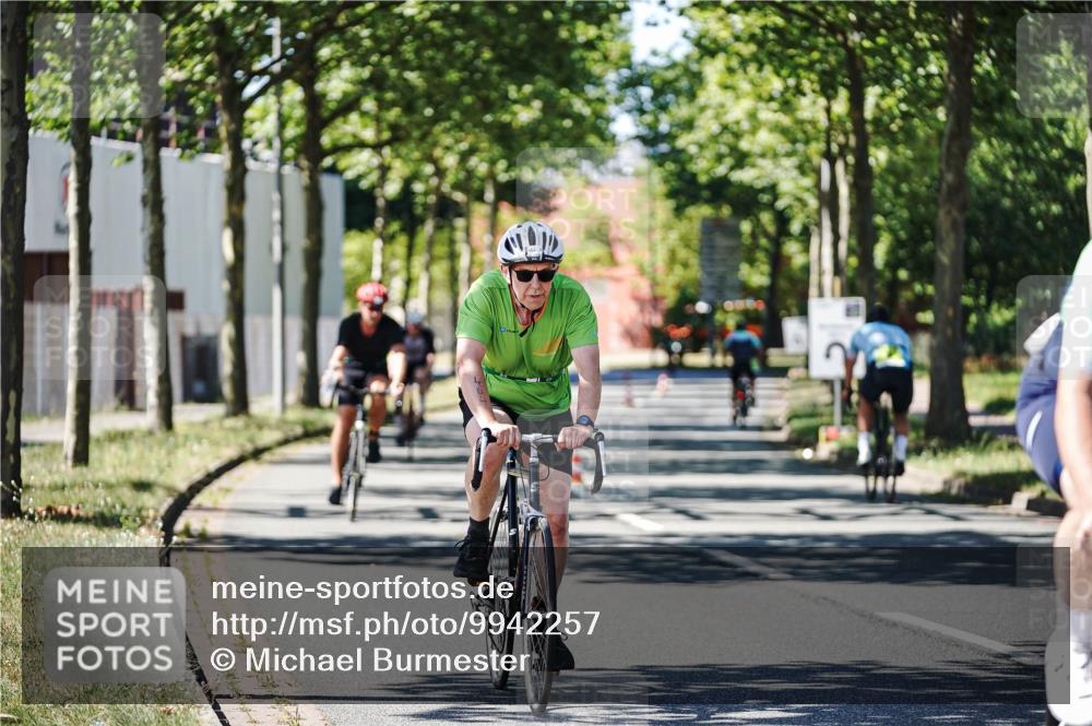 09.08.2026 - GEWOBA Citytriathlon Bremen Michael Burmester http://msf.ph/oto/9942257 09.08.2026 14:25:50 Radfahren 78, 140, 184, 185, 189, 387, 445, 464 meine-sportfotos.de
