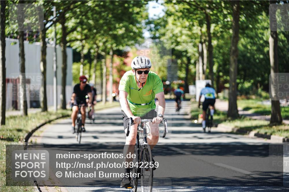 09.08.2026 - GEWOBA Citytriathlon Bremen Michael Burmester http://msf.ph/oto/9942259 09.08.2026 14:25:50 Radfahren 78, 140, 184, 185, 189, 387, 445, 464 meine-sportfotos.de
