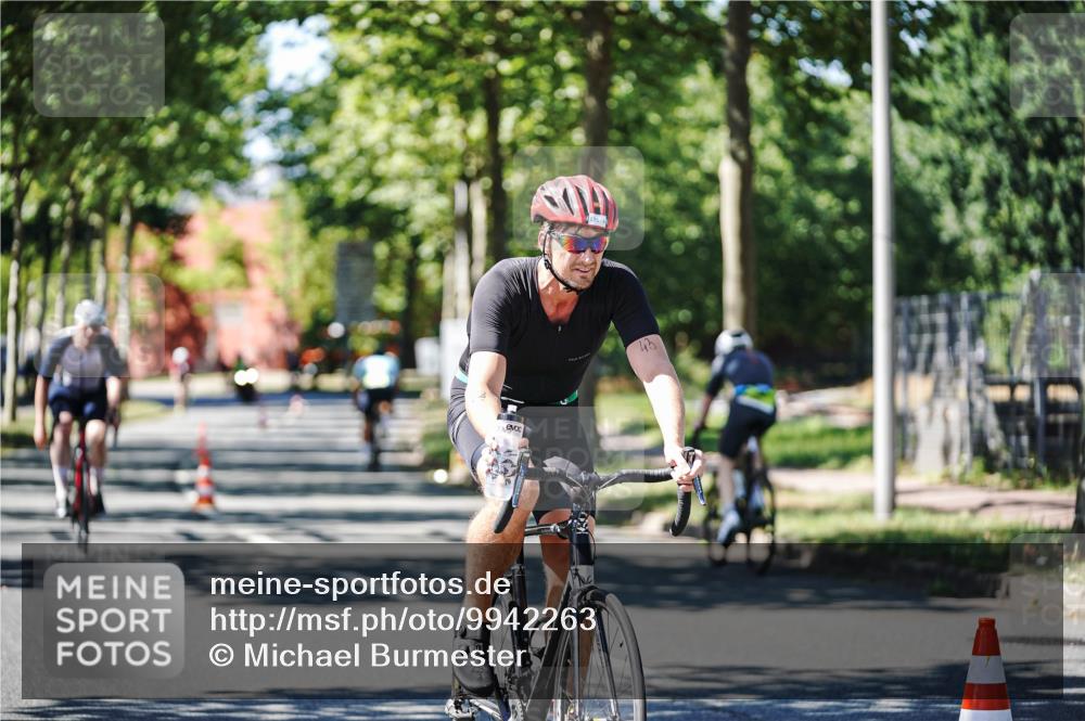 09.08.2026 - GEWOBA Citytriathlon Bremen Michael Burmester http://msf.ph/oto/9942263 09.08.2026 14:25:52 Radfahren 78, 140, 184, 185, 189, 387, 445, 464, 474 meine-sportfotos.de