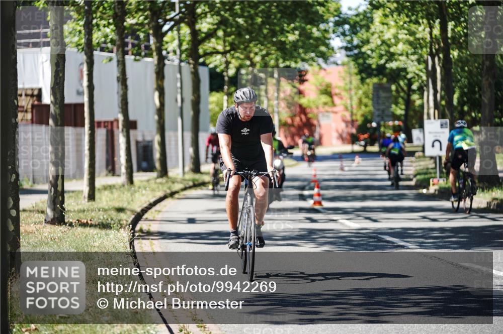 09.08.2026 - GEWOBA Citytriathlon Bremen Michael Burmester http://msf.ph/oto/9942269 09.08.2026 14:25:59 Radfahren 78, 185, 189, 387, 406, 474, 476 meine-sportfotos.de
