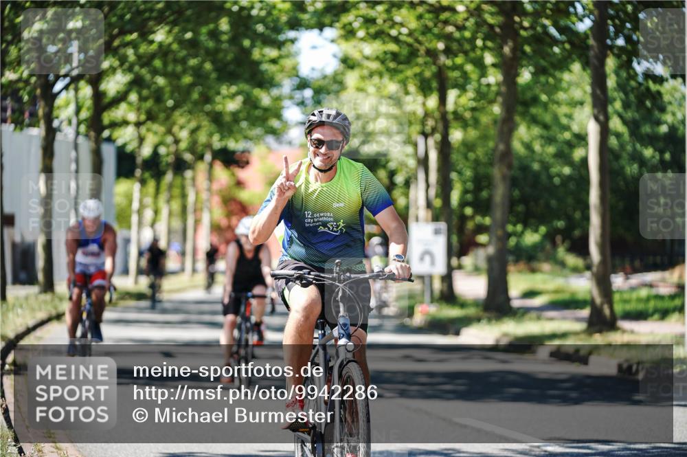 09.08.2026 - GEWOBA Citytriathlon Bremen Michael Burmester http://msf.ph/oto/9942286 09.08.2026 14:26:11 Radfahren 366, 392, 406, 459, 474, 476, 506 meine-sportfotos.de