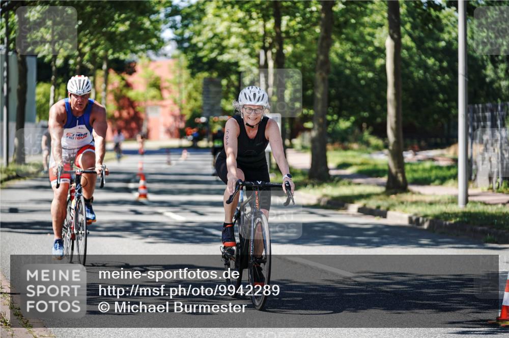 09.08.2026 - GEWOBA Citytriathlon Bremen Michael Burmester http://msf.ph/oto/9942289 09.08.2026 14:26:12 Radfahren 51, 366, 392, 406, 459, 474, 476, 506 meine-sportfotos.de