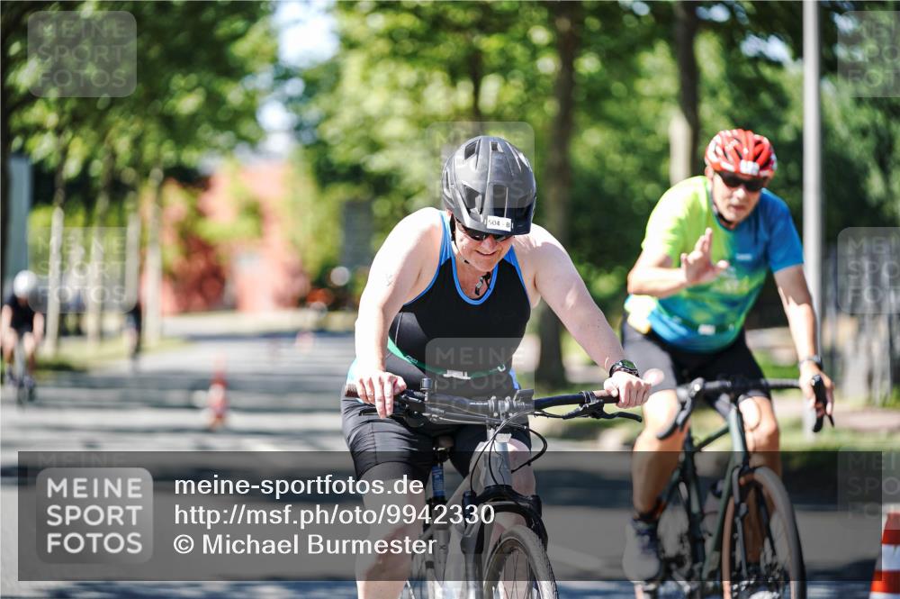 09.08.2026 - GEWOBA Citytriathlon Bremen Michael Burmester http://msf.ph/oto/9942330 09.08.2026 14:26:50 Radfahren 15, 170, 475, 484, 504 meine-sportfotos.de