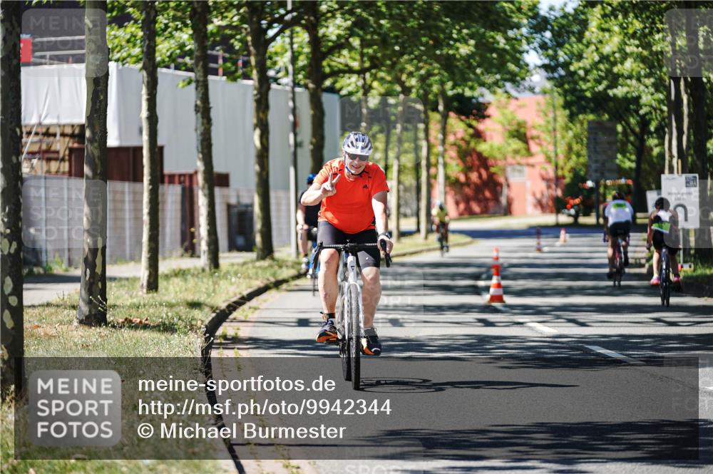 09.08.2026 - GEWOBA Citytriathlon Bremen Michael Burmester http://msf.ph/oto/9942344 09.08.2026 14:27:06 Radfahren 1, 59, 156, 170, 427, 447, 461 meine-sportfotos.de