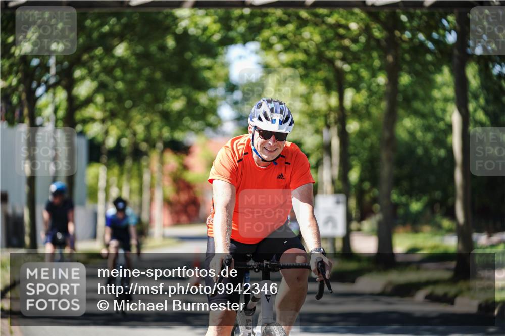 09.08.2026 - GEWOBA Citytriathlon Bremen Michael Burmester http://msf.ph/oto/9942346 09.08.2026 14:27:07 Radfahren 1, 59, 156, 427, 447, 461 meine-sportfotos.de