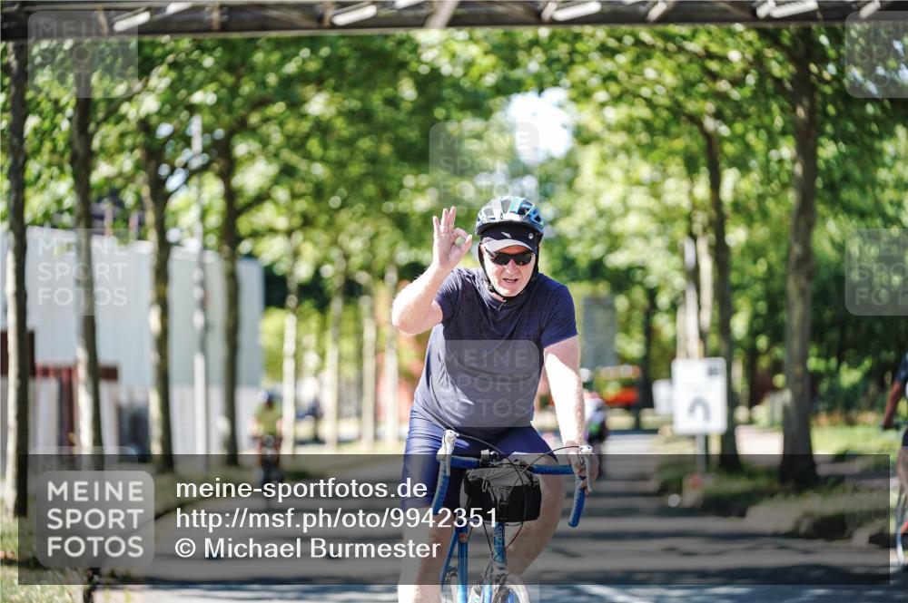 09.08.2026 - GEWOBA Citytriathlon Bremen Michael Burmester http://msf.ph/oto/9942351 09.08.2026 14:27:09 Radfahren 1, 59, 156, 427, 447, 461 meine-sportfotos.de