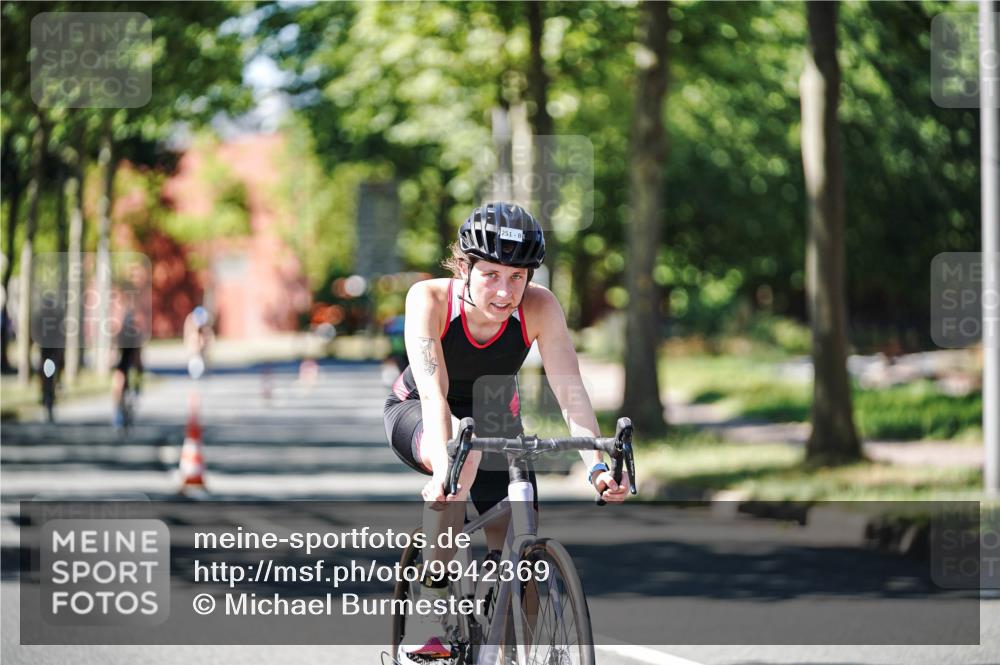 09.08.2026 - GEWOBA Citytriathlon Bremen Michael Burmester http://msf.ph/oto/9942369 09.08.2026 14:27:59 Radfahren 67, 177, 251, 331, 443, 444 meine-sportfotos.de