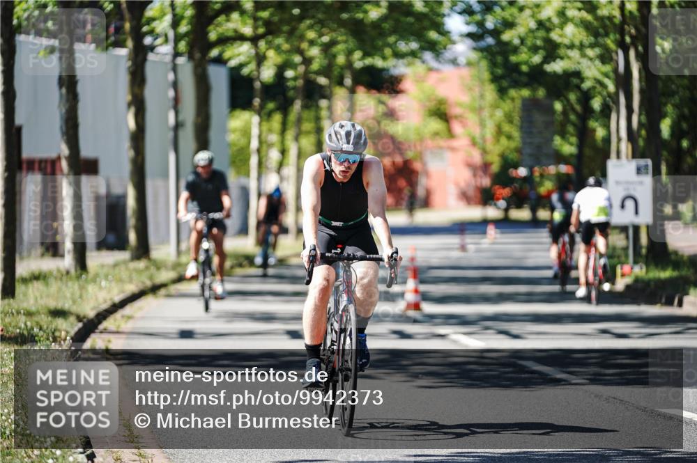 09.08.2026 - GEWOBA Citytriathlon Bremen Michael Burmester http://msf.ph/oto/9942373 09.08.2026 14:28:03 Radfahren 67, 72, 177, 251, 331, 443, 444 meine-sportfotos.de