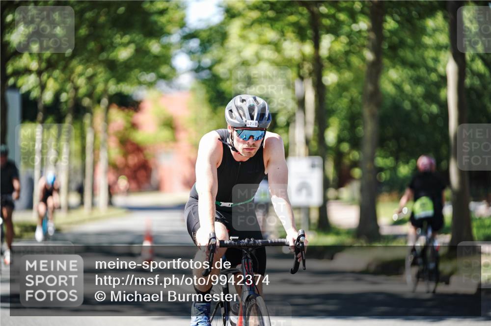 09.08.2026 - GEWOBA Citytriathlon Bremen Michael Burmester http://msf.ph/oto/9942374 09.08.2026 14:28:03 Radfahren 67, 72, 177, 251, 331, 443, 444 meine-sportfotos.de