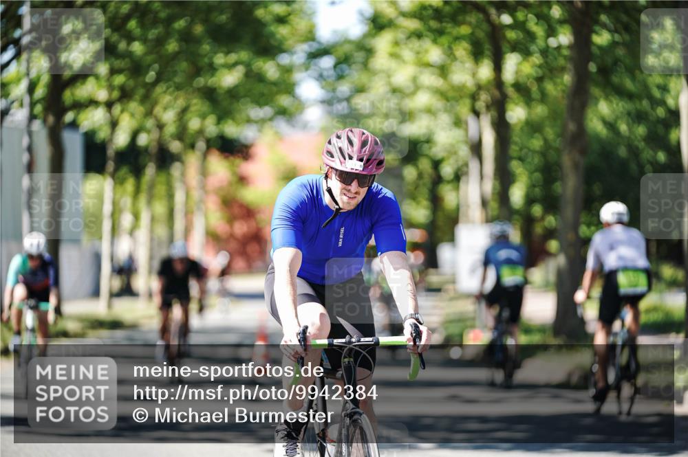 09.08.2026 - GEWOBA Citytriathlon Bremen Michael Burmester http://msf.ph/oto/9942384 09.08.2026 14:28:17 Radfahren 41, 67, 72, 85, 100, 113, 119, 168 meine-sportfotos.de