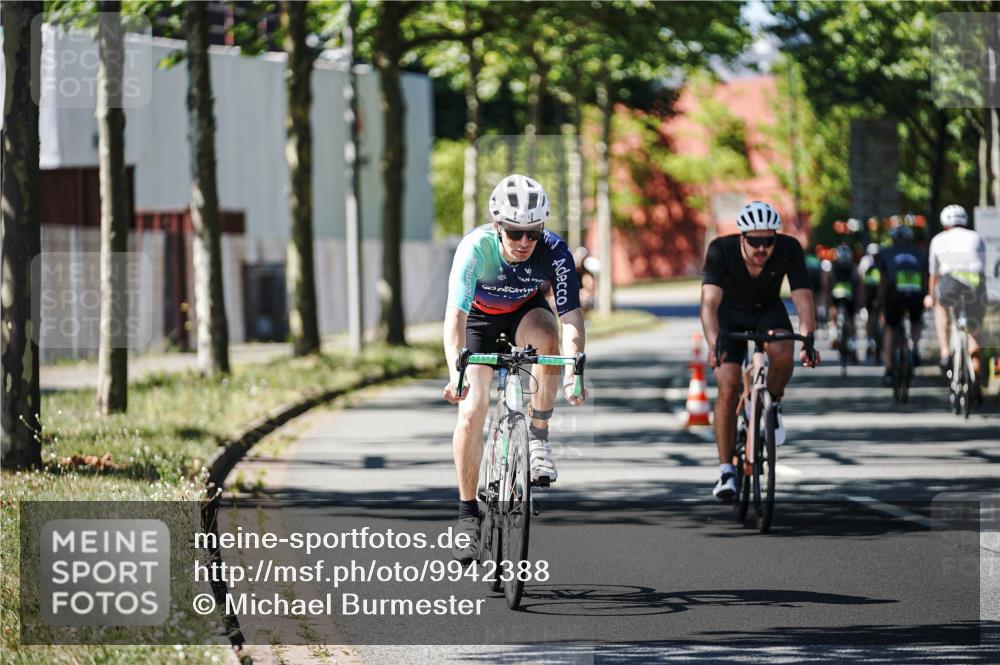 09.08.2026 - GEWOBA Citytriathlon Bremen Michael Burmester http://msf.ph/oto/9942388 09.08.2026 14:28:18 Radfahren 41, 72, 85, 100, 113, 119, 168 meine-sportfotos.de