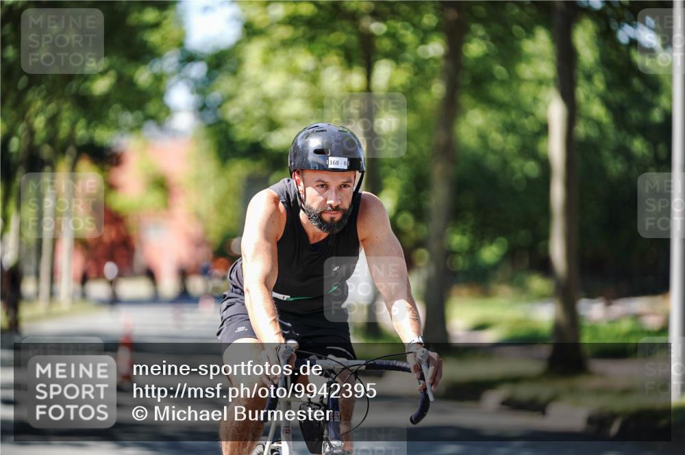 09.08.2026 - GEWOBA Citytriathlon Bremen Michael Burmester http://msf.ph/oto/9942395 09.08.2026 14:28:26 Radfahren 41, 77, 85, 100, 113, 119, 168 meine-sportfotos.de