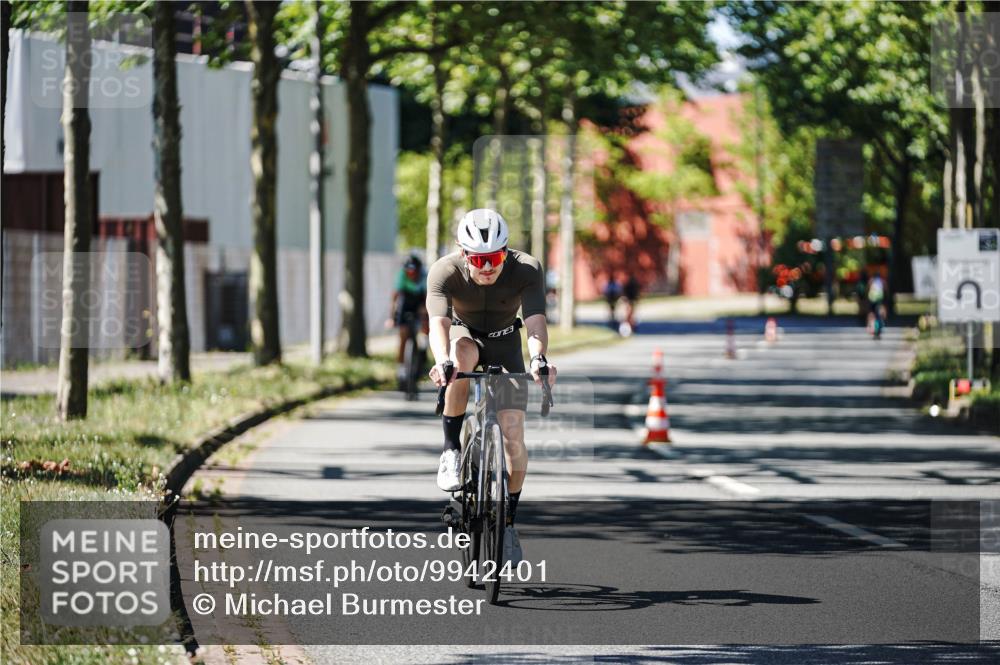 09.08.2026 - GEWOBA Citytriathlon Bremen Michael Burmester http://msf.ph/oto/9942401 09.08.2026 14:28:33 Radfahren 11, 77, 85, 119, 155, 168 meine-sportfotos.de