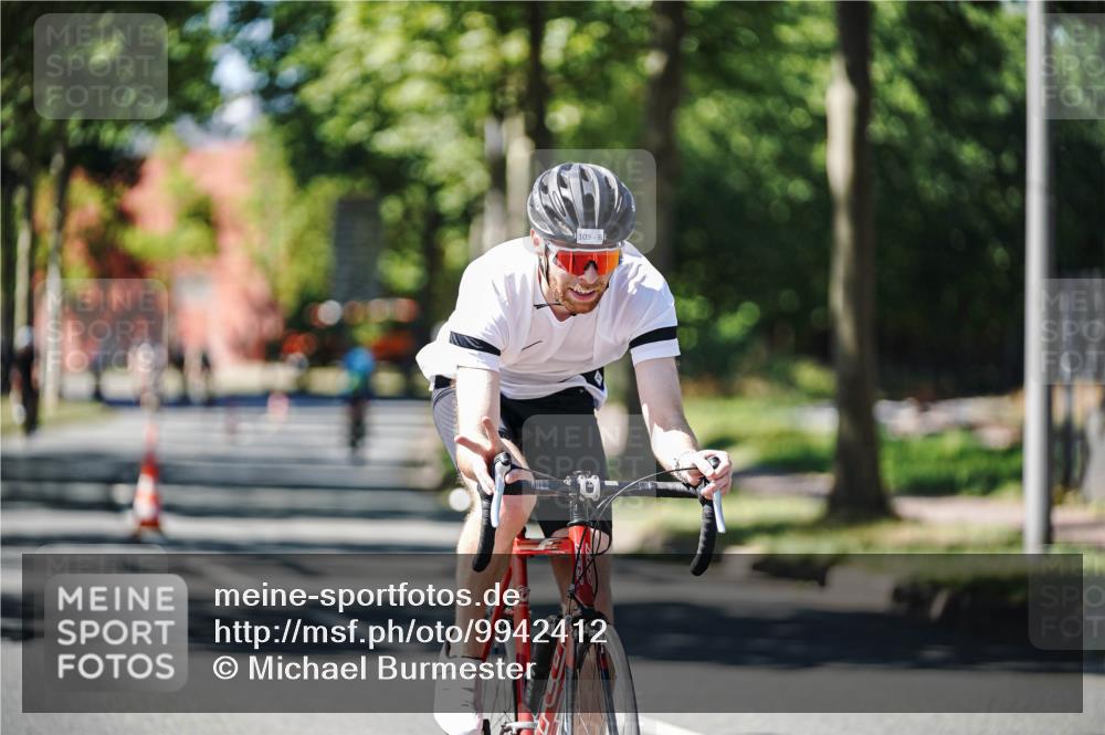 09.08.2026 - GEWOBA Citytriathlon Bremen Michael Burmester http://msf.ph/oto/9942412 09.08.2026 14:28:45 Radfahren 11, 50, 77, 109, 124, 155, 350 meine-sportfotos.de