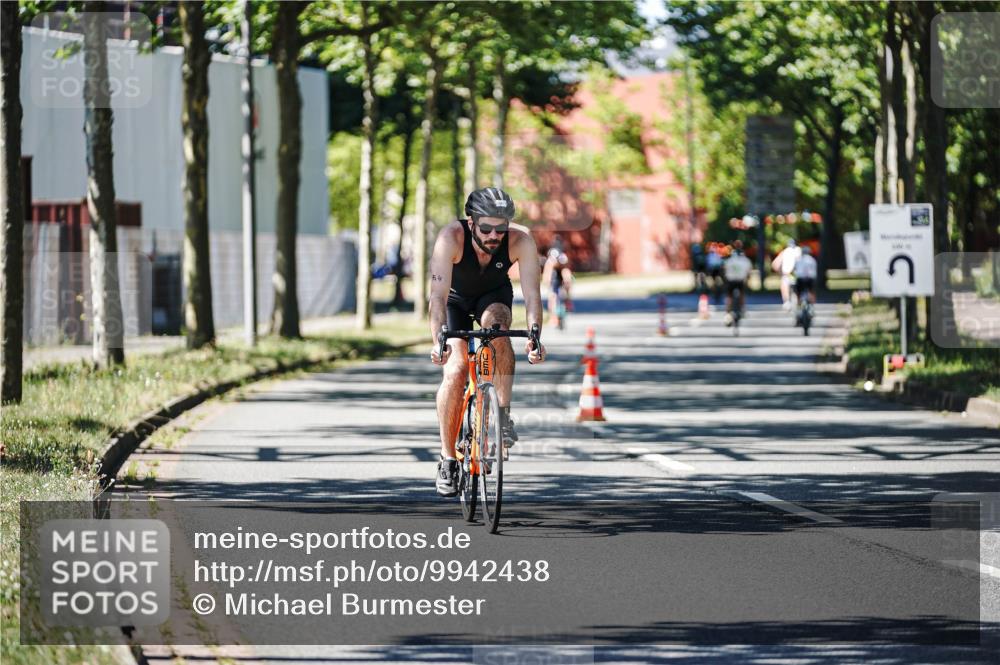 09.08.2026 - GEWOBA Citytriathlon Bremen Michael Burmester http://msf.ph/oto/9942438 09.08.2026 14:29:08 Radfahren 13, 33, 46, 68, 71, 84, 97, 117, 129, 150, 154, 162 meine-sportfotos.de