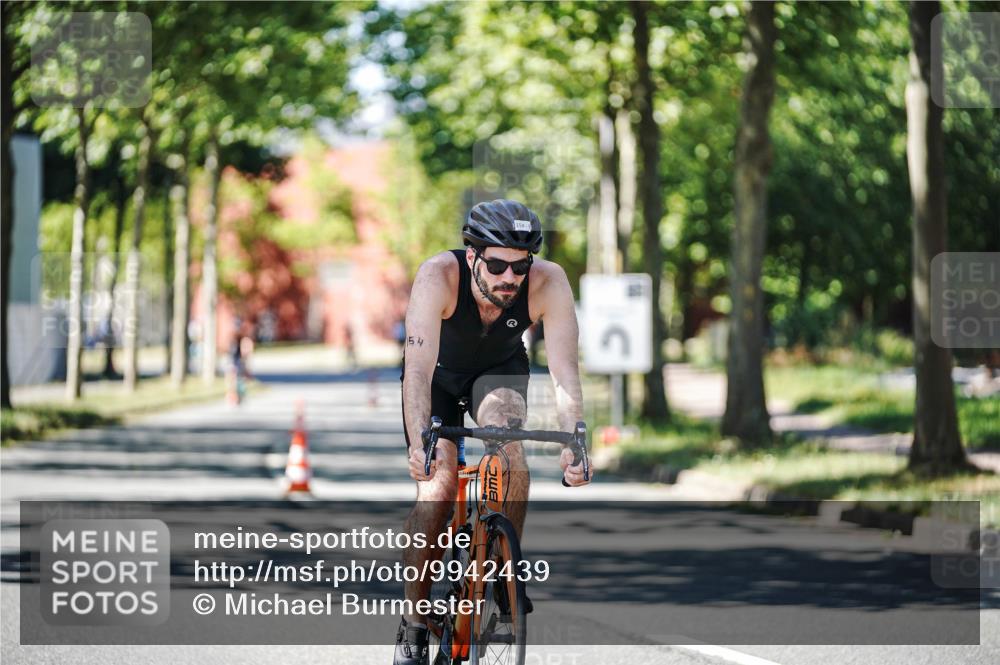 09.08.2026 - GEWOBA Citytriathlon Bremen Michael Burmester http://msf.ph/oto/9942439 09.08.2026 14:29:09 Radfahren 33, 46, 68, 71, 97, 117, 154, 162 meine-sportfotos.de