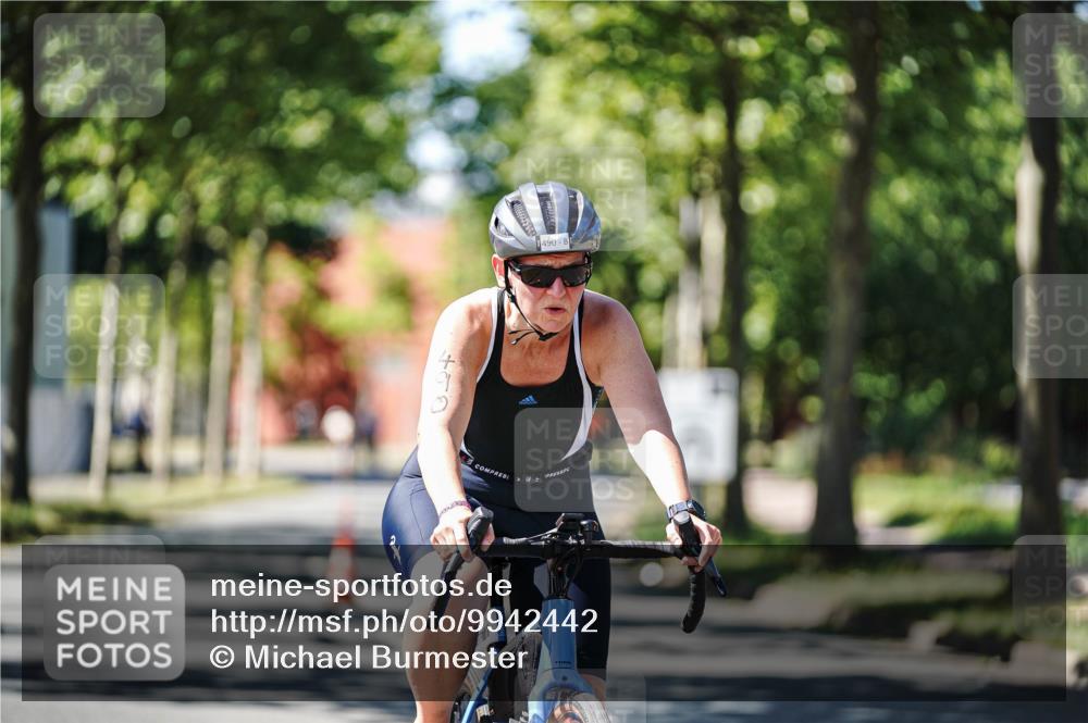09.08.2026 - GEWOBA Citytriathlon Bremen Michael Burmester http://msf.ph/oto/9942442 09.08.2026 14:29:18 Radfahren 35, 154, 490 meine-sportfotos.de