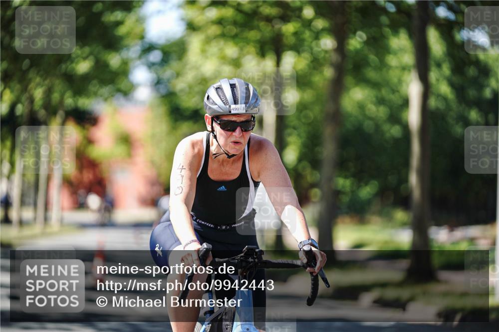 09.08.2026 - GEWOBA Citytriathlon Bremen Michael Burmester http://msf.ph/oto/9942443 09.08.2026 14:29:18 Radfahren 35, 154, 490 meine-sportfotos.de