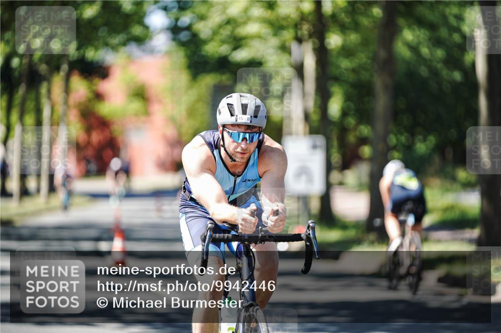 09.08.2026 - GEWOBA Citytriathlon Bremen Michael Burmester http://msf.ph/oto/9942446 09.08.2026 14:29:28 Radfahren 35, 144, 490 meine-sportfotos.de