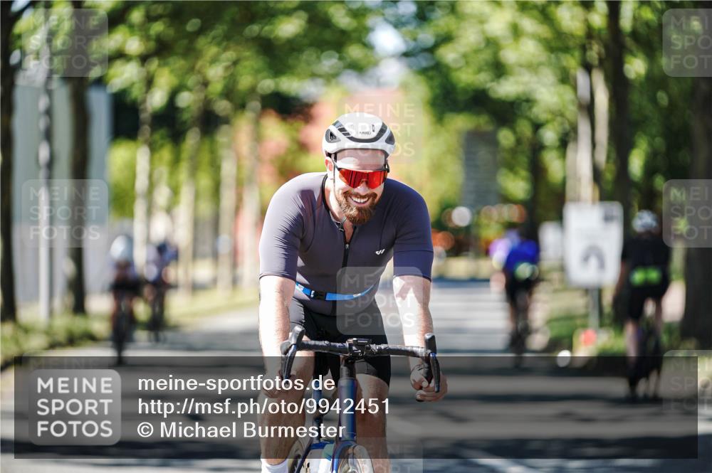 09.08.2026 - GEWOBA Citytriathlon Bremen Michael Burmester http://msf.ph/oto/9942451 09.08.2026 14:29:38 Radfahren 35, 123, 143, 144, 294 meine-sportfotos.de
