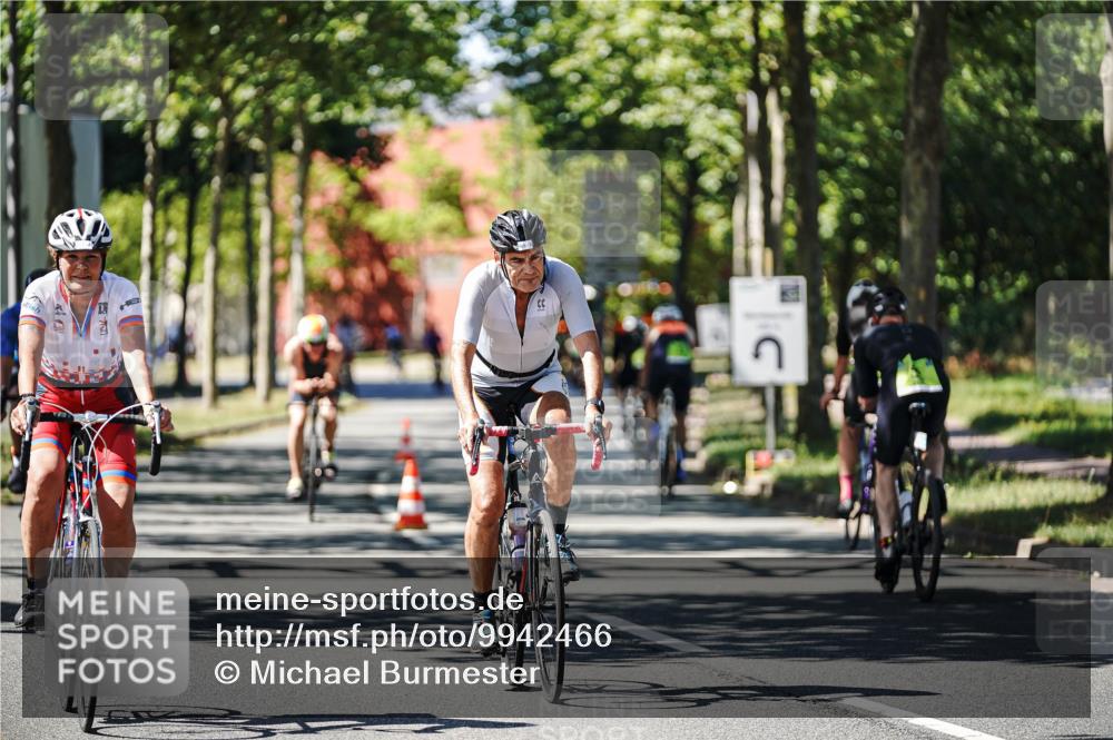 09.08.2026 - GEWOBA Citytriathlon Bremen Michael Burmester http://msf.ph/oto/9942466 09.08.2026 14:30:04 Radfahren 137, 279, 401, 407, 469, 512 meine-sportfotos.de