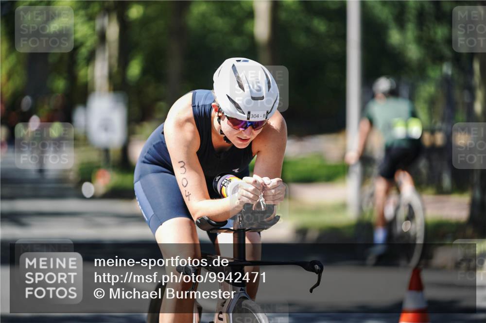 09.08.2026 - GEWOBA Citytriathlon Bremen Michael Burmester http://msf.ph/oto/9942471 09.08.2026 14:30:12 Radfahren 137, 139, 279, 304, 401, 407, 512 meine-sportfotos.de