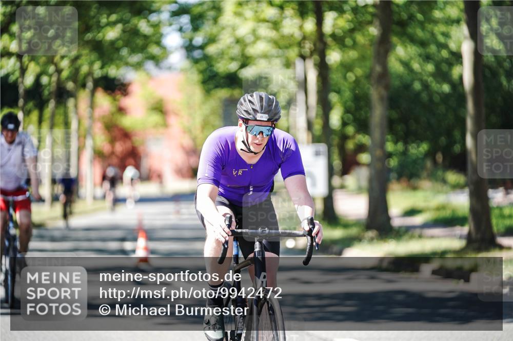 09.08.2026 - GEWOBA Citytriathlon Bremen Michael Burmester http://msf.ph/oto/9942472 09.08.2026 14:30:16 Radfahren 26, 137, 139, 169, 279, 304, 401, 407 meine-sportfotos.de