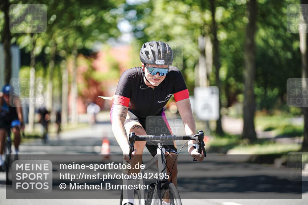 09.08.2026 - GEWOBA Citytriathlon Bremen Michael Burmester http://msf.ph/oto/9942495 09.08.2026 14:30:31 Radfahren 26, 27, 36, 79, 118, 159, 169, 270, 374, 433 meine-sportfotos.de