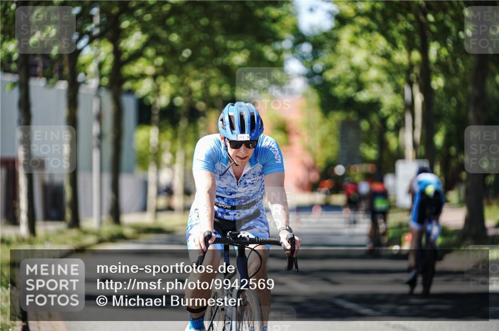 09.08.2026 - GEWOBA Citytriathlon Bremen Michael Burmester http://msf.ph/oto/9942569 09.08.2026 14:31:54 Radfahren 3, 21, 70, 134, 151, 161, 360 meine-sportfotos.de