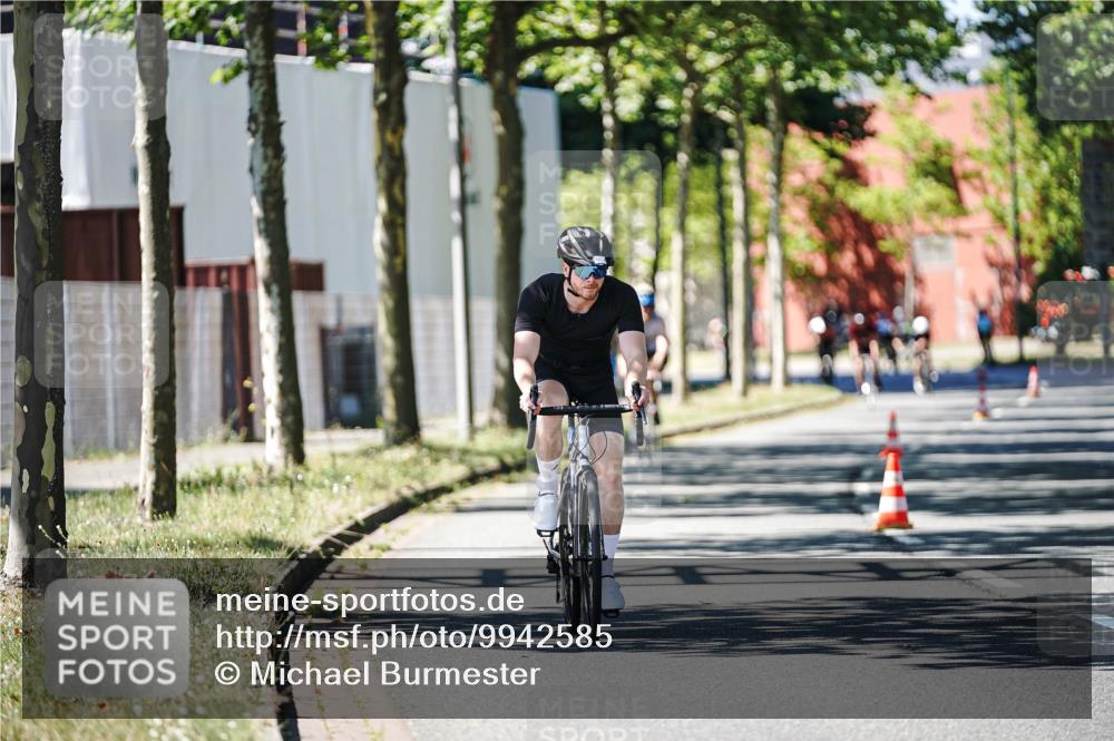 09.08.2026 - GEWOBA Citytriathlon Bremen Michael Burmester http://msf.ph/oto/9942585 09.08.2026 14:32:29 Radfahren 22, 44, 83 meine-sportfotos.de