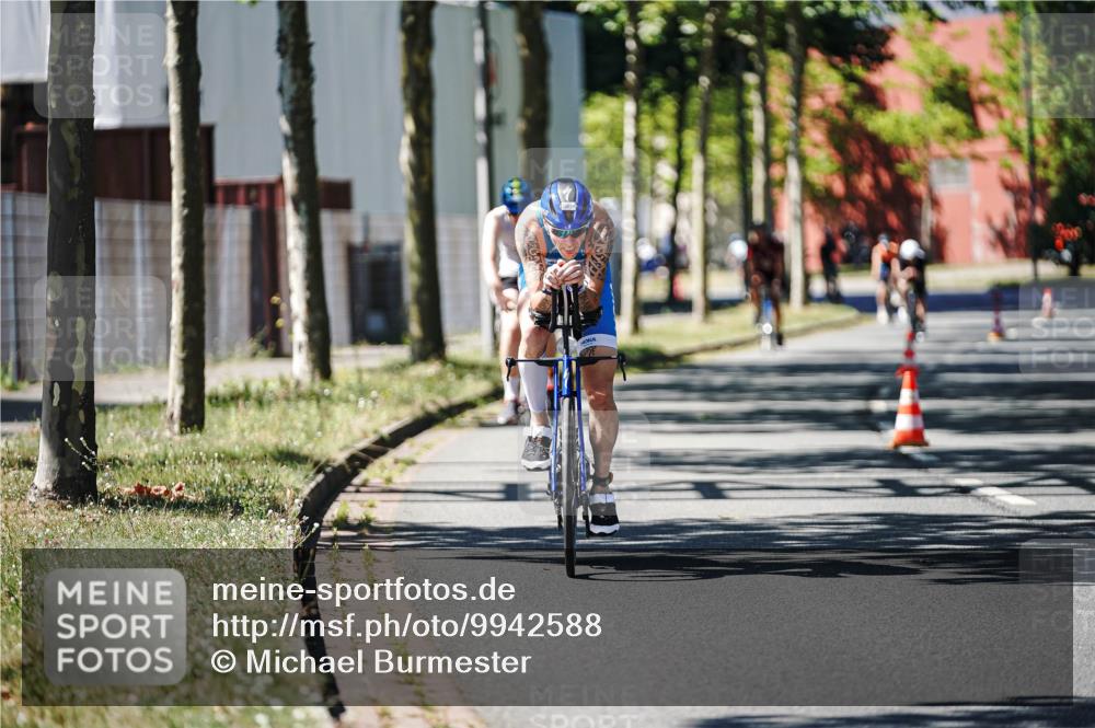 09.08.2026 - GEWOBA Citytriathlon Bremen Michael Burmester http://msf.ph/oto/9942588 09.08.2026 14:32:32 Radfahren 2, 22, 44, 83, 396 meine-sportfotos.de