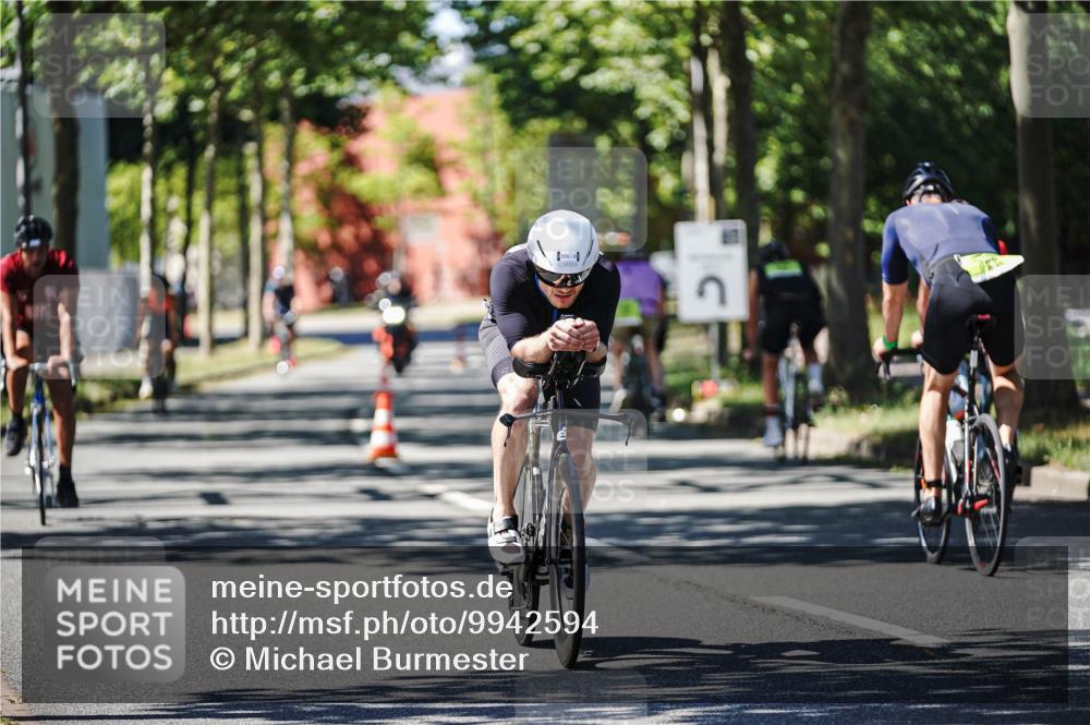 09.08.2026 - GEWOBA Citytriathlon Bremen Michael Burmester http://msf.ph/oto/9942594 09.08.2026 14:32:38 Radfahren 2, 22, 44, 76, 83, 396 meine-sportfotos.de