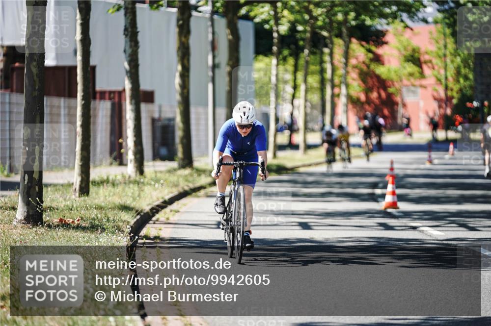 09.08.2026 - GEWOBA Citytriathlon Bremen Michael Burmester http://msf.ph/oto/9942605 09.08.2026 14:32:54 Radfahren 9, 38, 148, 257, 302, 349 meine-sportfotos.de