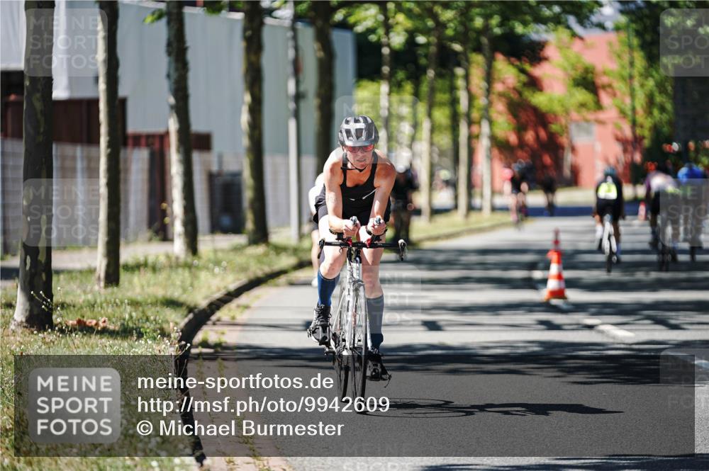 09.08.2026 - GEWOBA Citytriathlon Bremen Michael Burmester http://msf.ph/oto/9942609 09.08.2026 14:32:57 Radfahren 9, 19, 38, 148, 257, 302, 349 meine-sportfotos.de