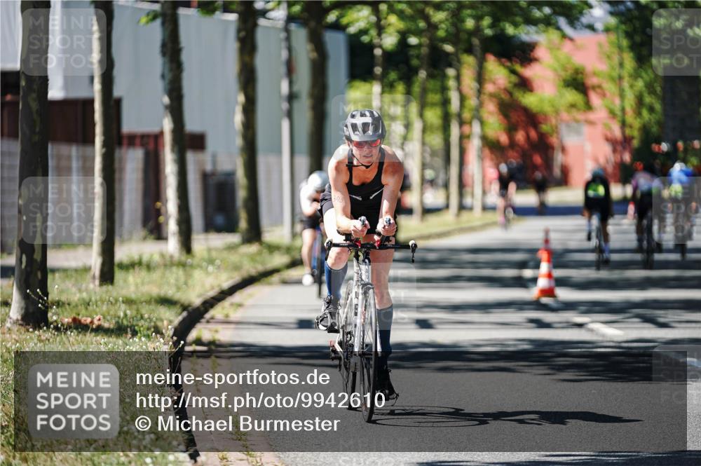 09.08.2026 - GEWOBA Citytriathlon Bremen Michael Burmester http://msf.ph/oto/9942610 09.08.2026 14:32:57 Radfahren 9, 19, 38, 148, 257, 302, 349 meine-sportfotos.de